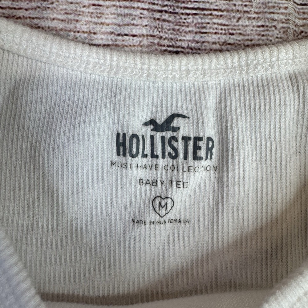 Hollister White Baby‎ Tee Red Dragon Embroidery Ribbed Stretch Top M Y2K Style - Picture 6 of 8